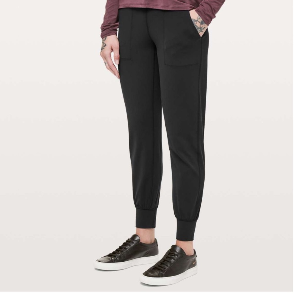 lululemon Align HR jogger, still sealed in plastic